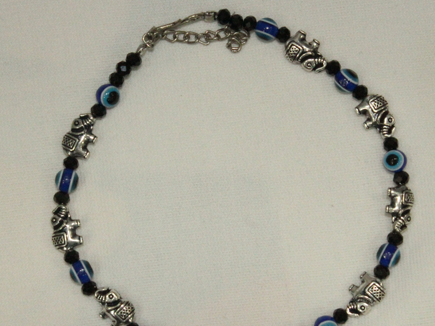 Evil Eye Safari 🧿