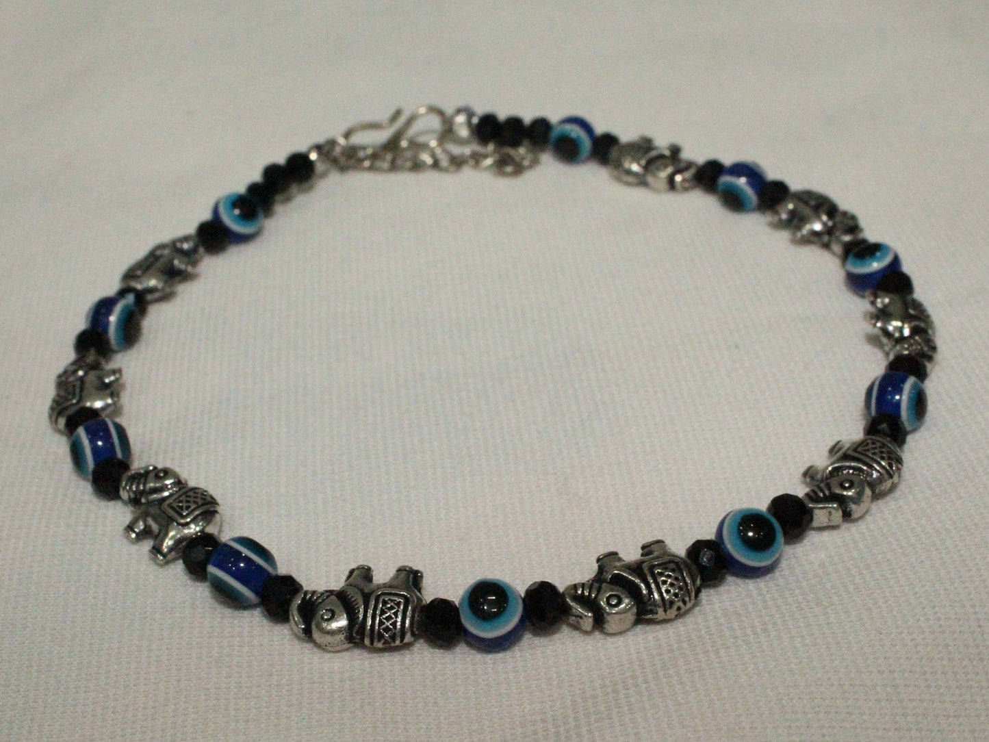 Evil Eye Safari 🧿